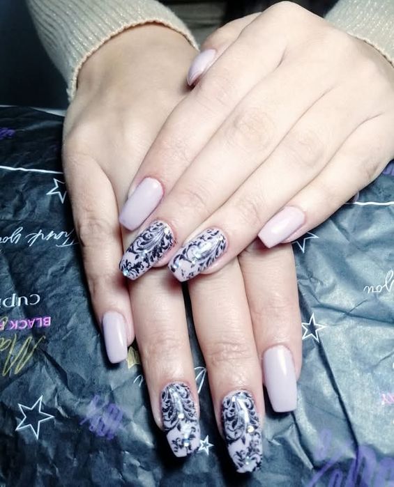 Manichiura, unghii cu gel/semipermanent Constanța - zona Veterani