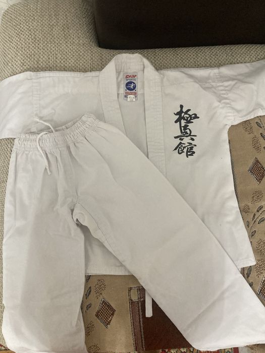 Кимоно для каратэ киокушинкай