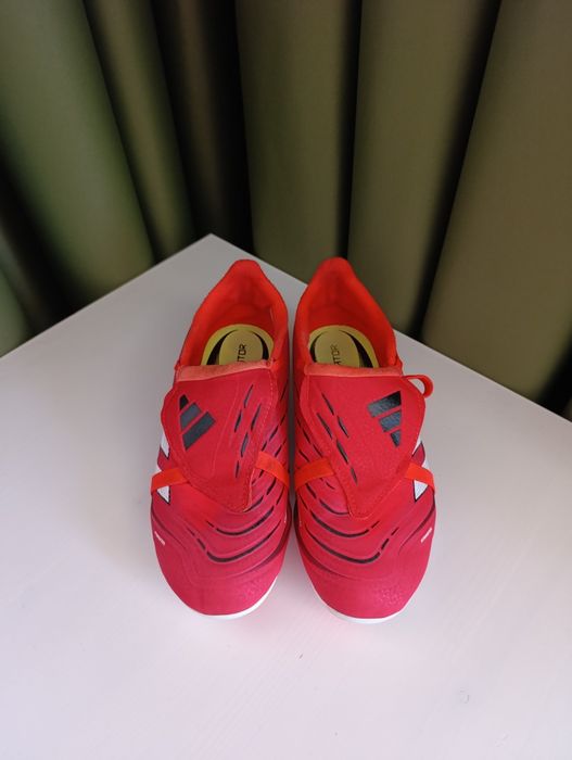 Детски бутонки Адидас