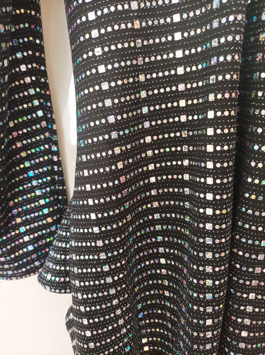 Рокля черна с дълъг ръкав