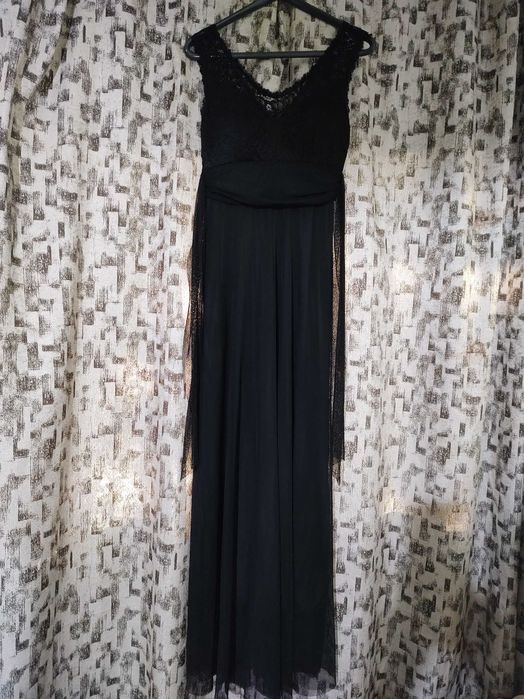 Rochie neagră elegantă