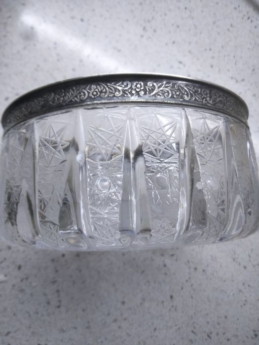 Продам пепельницу хрустальный серебро