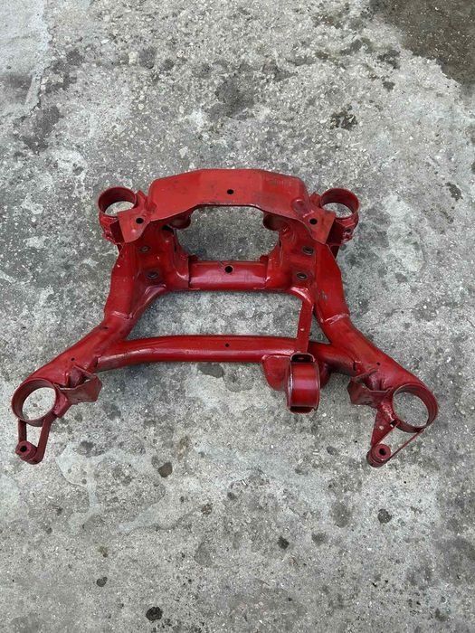 Заден мост за БМВ е 46 за голямо прасе