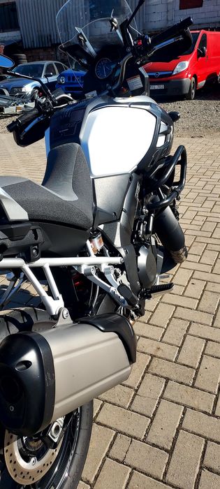 Suzuki DL 1000 V-Strom