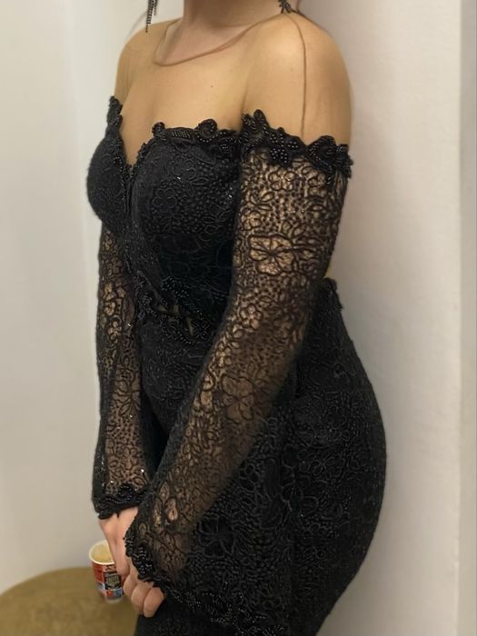 Черна официална рокля