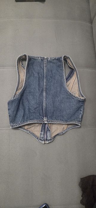 Vesta pentru femei Bershka,marimea Xs,state foarte buna