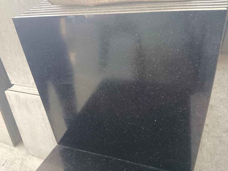 Черен гранит Галакси 60/60/2 см ПРОМО до изчерпване