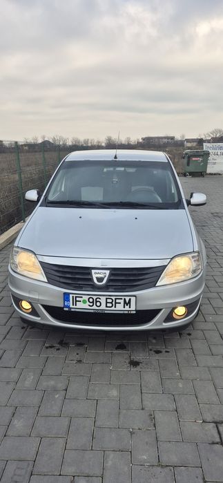 Vând Dacia logan 2013
