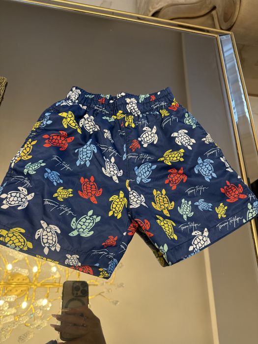 Short baie baiat 4-5 ani tommy hilfinger