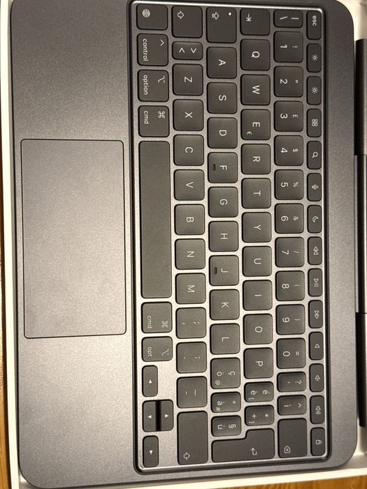 Ipad Pro 11 Magic Keyboard M4 M5