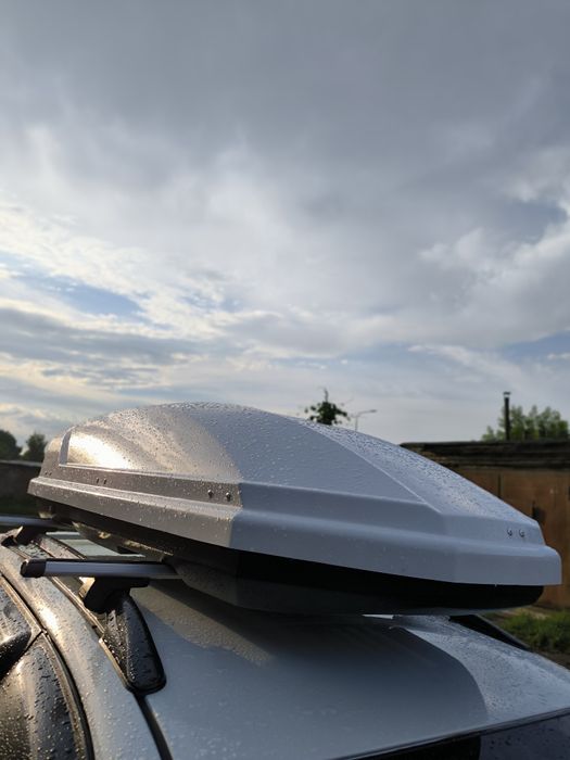 Продам автомобильный автобокс