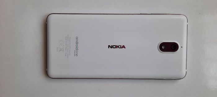 Nokia 3.1 със зарядно + подарък-калъф и протектор