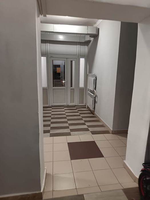 Продам 1к р-н Бензострой 2/3