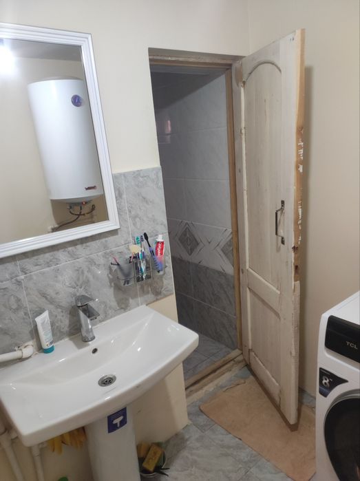 Янги курилган ховли жой сотилади