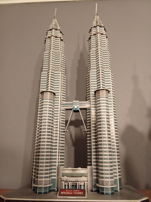 3D пазлы срочно продам