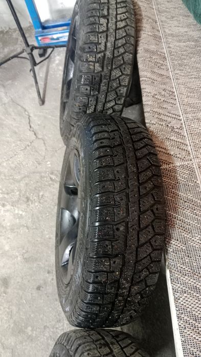 Продаются диски с шинами R13
