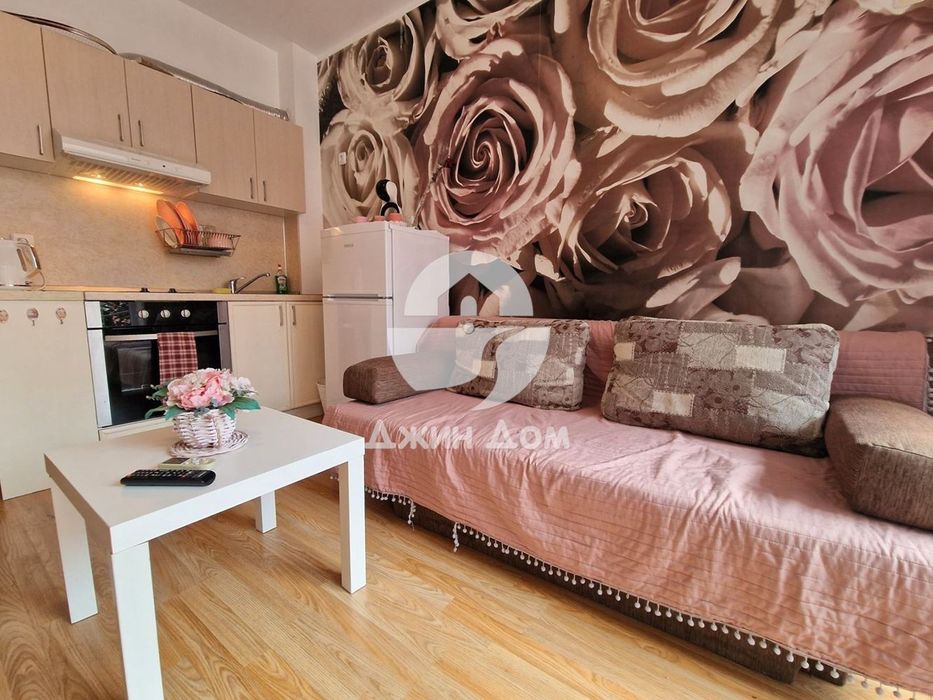 Продава се Едностаен апартамент в к.к. Слънчев бряг - 2804 кв.м за 8 €/кв.м - Снимка #1