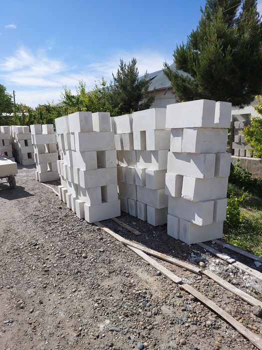 Пенаблок сотилади