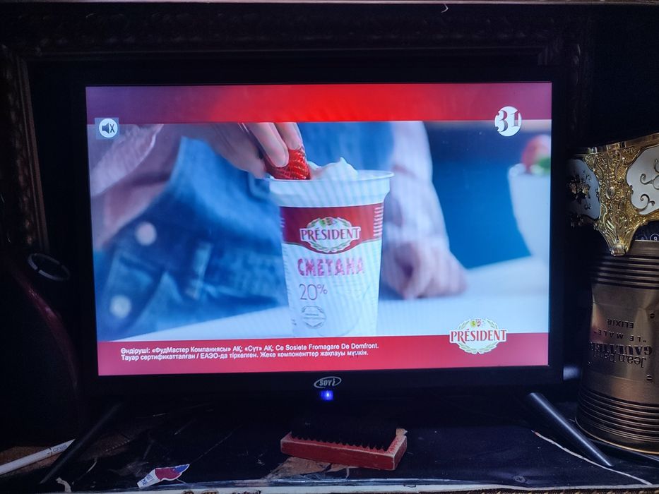 Телевизор soyi .