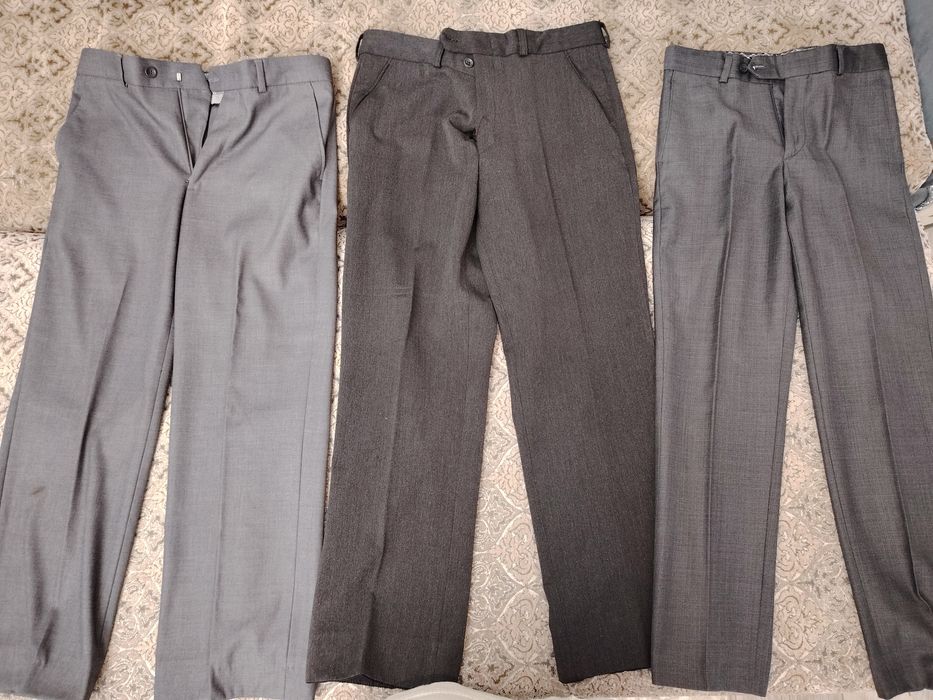 Отдам бесплатно школьные вещи