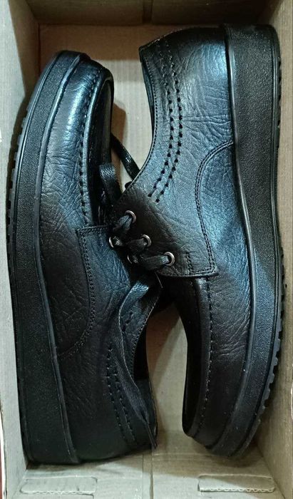 Туфли качественые  кожаные классика производство Турция .