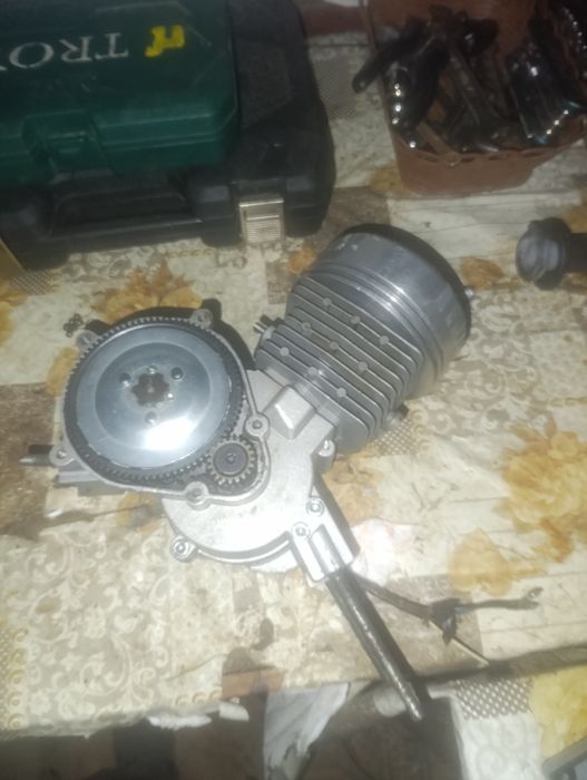 Двигател за вело мотор на части