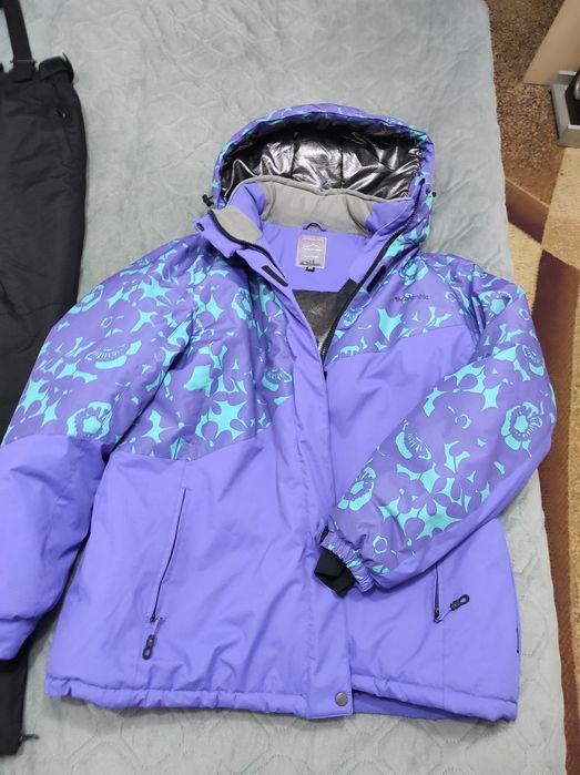 Продам лыжный костюм