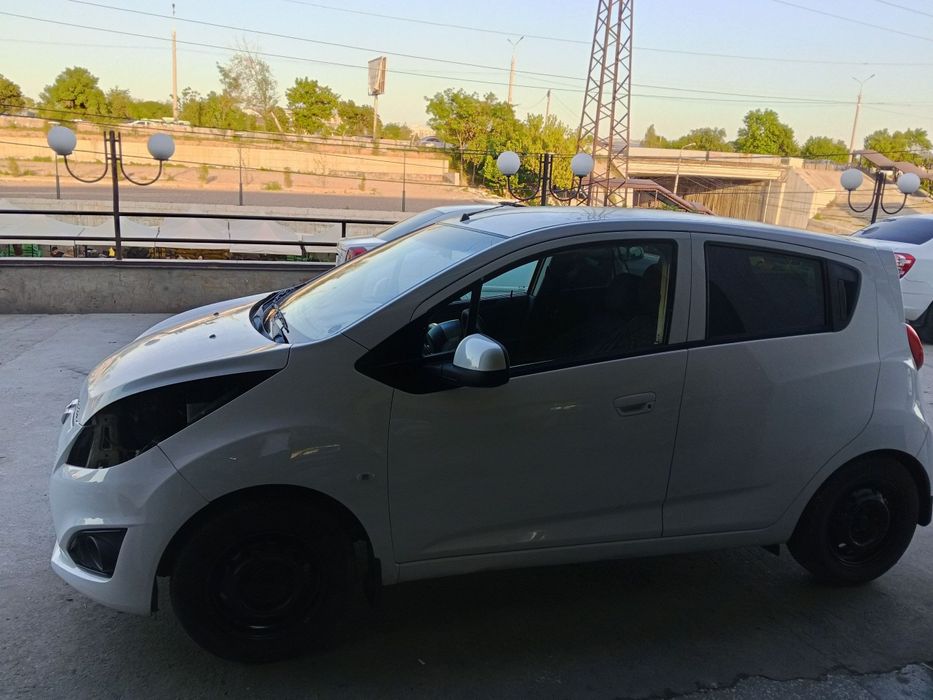 Продантся Spark 2011 год