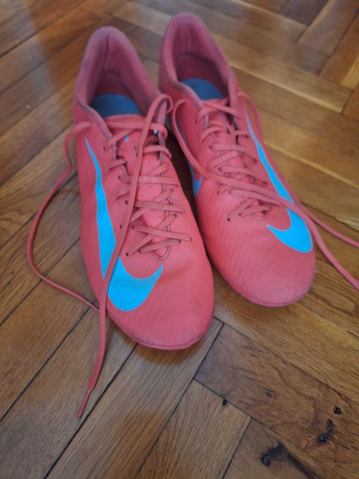 Стоножки за футбол 43 номер: ike Zoom Mercurial Vapor 15 turf