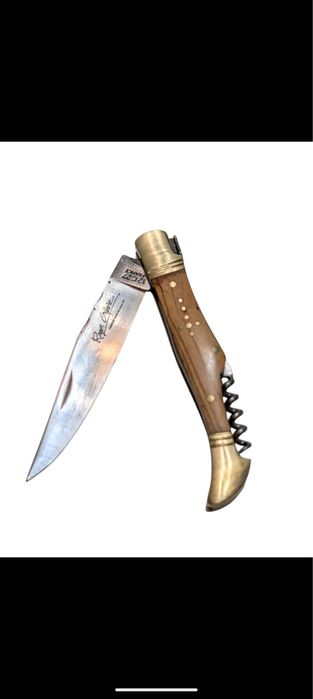 Briceag „Laguiole” produs in atelierul  "Roger Orfèvre" (Franța)