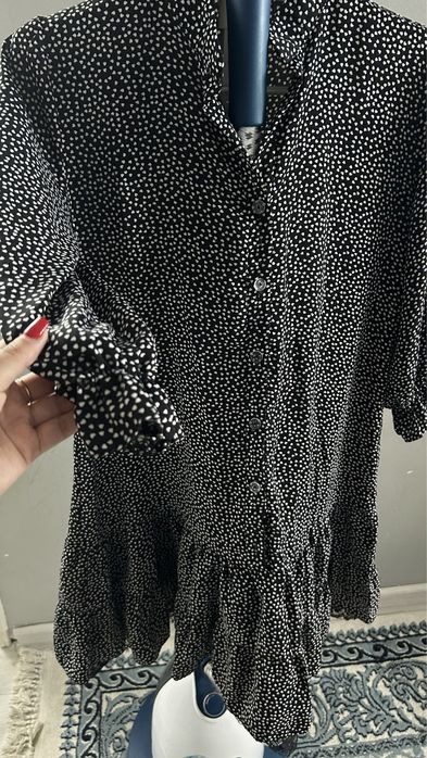 Платье один раз одета на той