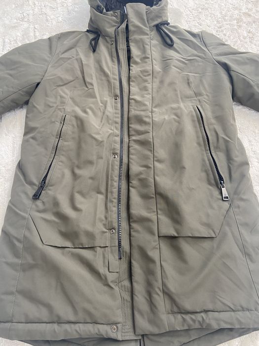 Зимняя теплая куртка