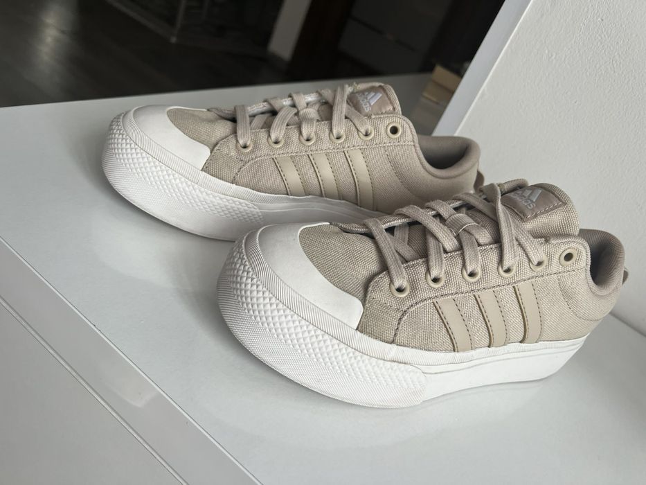 Дамска обувки Адидас