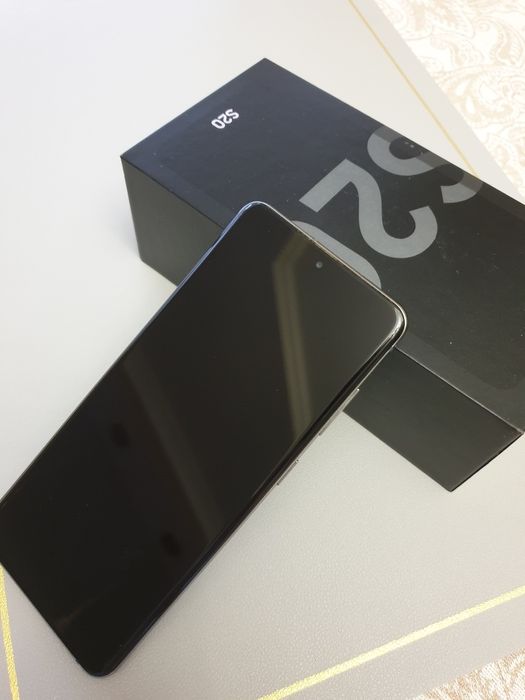 Самсунг, Samsung S20