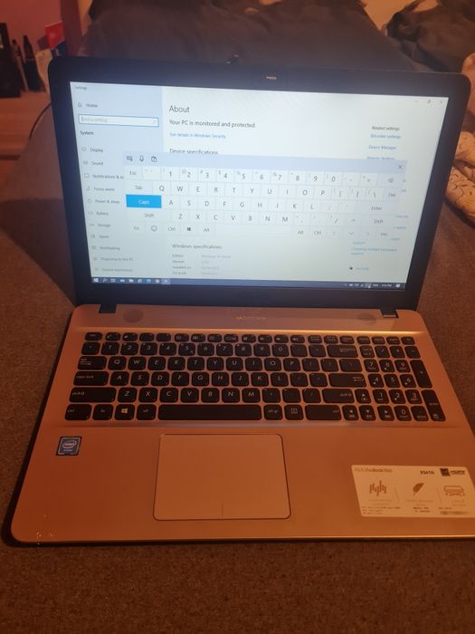 Vand leptop Asus