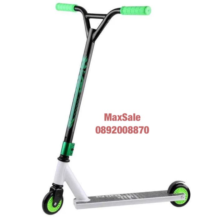 Тротинетката Skate Pro Freestyle зелено за stunt стънт скокове трикове