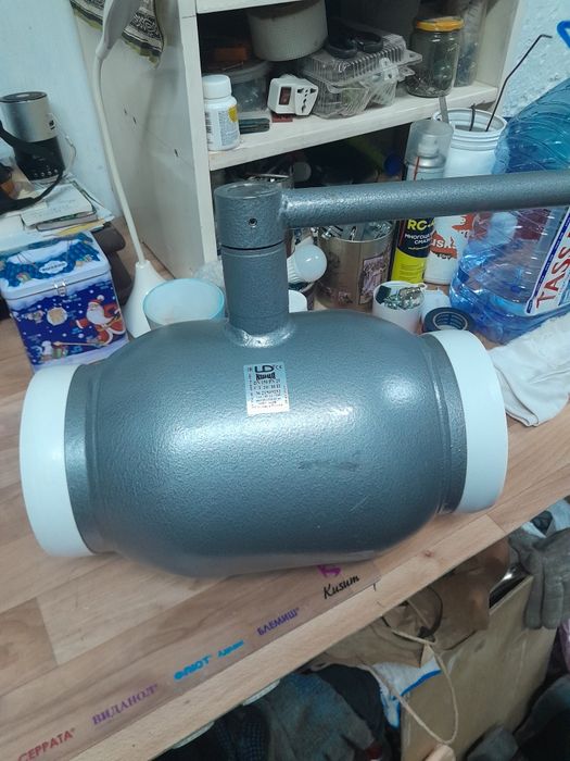 Продам кран шаровый варной.