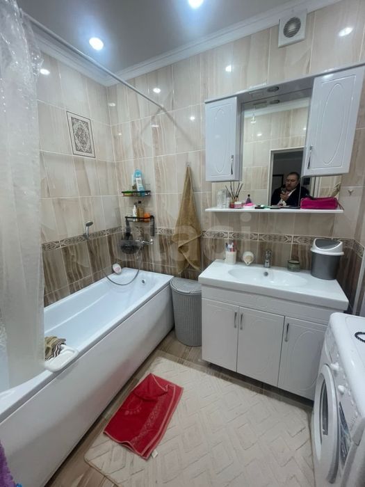 Продам 3 ком.квартира на Батыс 2