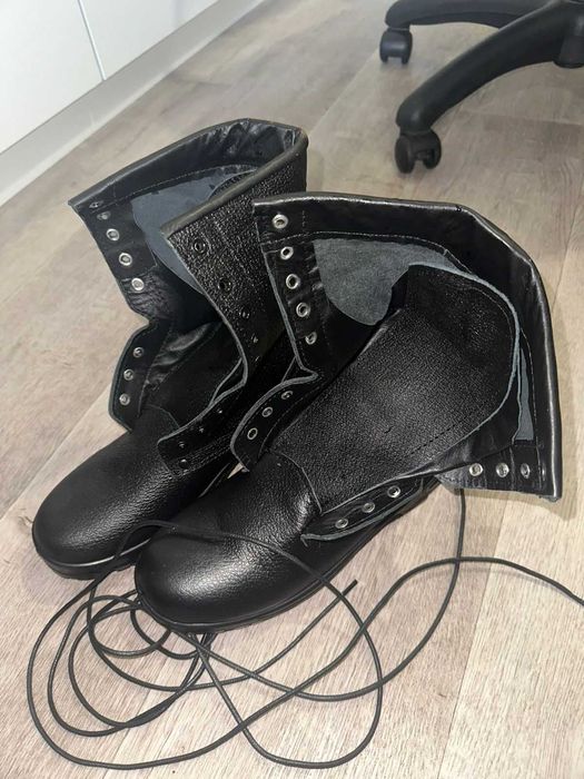 Военная форма, берцы, бушлат,китель