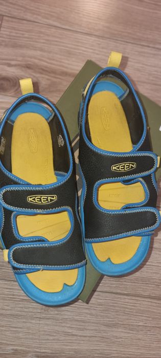 Sandale Keen baieti 38