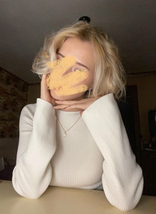 Теплое белое платье