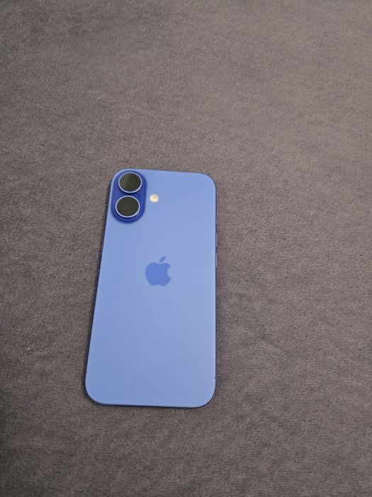 Vand/Schimb Iphone 16 /128gb/Nou