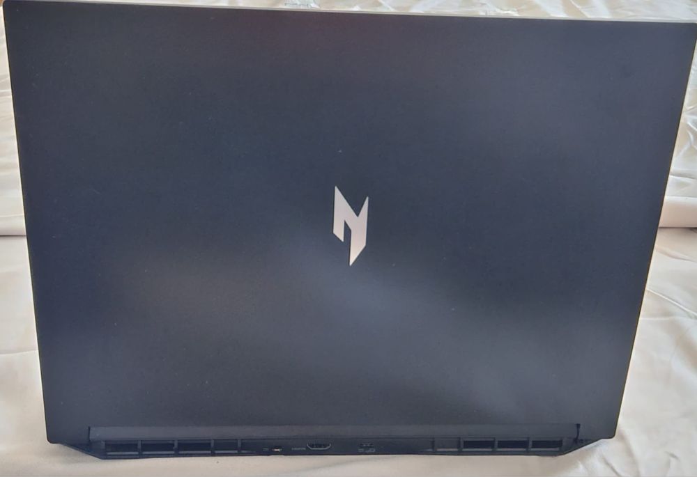 Laptop Gaming Acer Nitro V 16 – RTX 4060 / Ryzen 7 / 16GB RAM / 1TB SSD / 165Hz