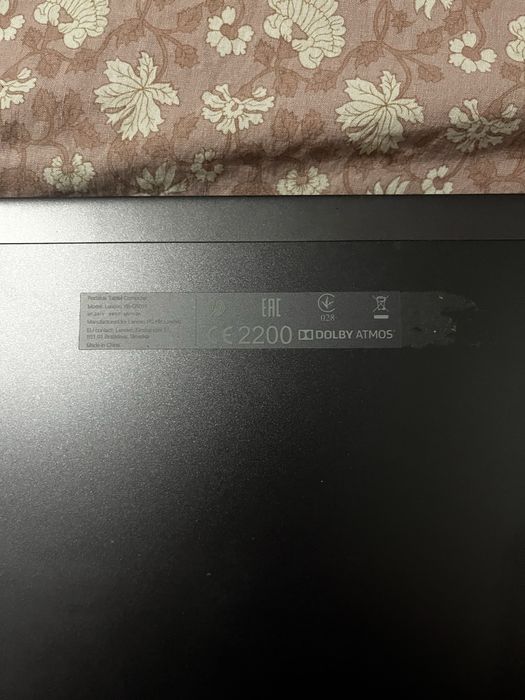 Lenovo Yoga Book YB-Q501F – за ремонт или части