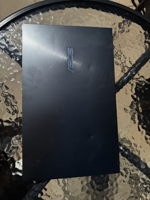 Ноутбук Asus zenBook 14