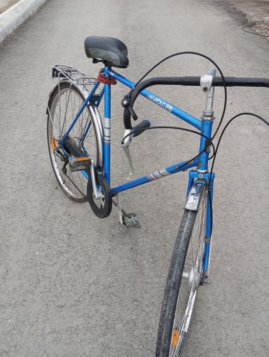 Велогонщик сотилади германский