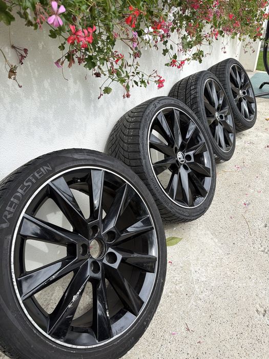Anvelope 5x100 215/40/r17