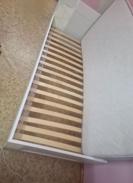 Срочно продам кровать