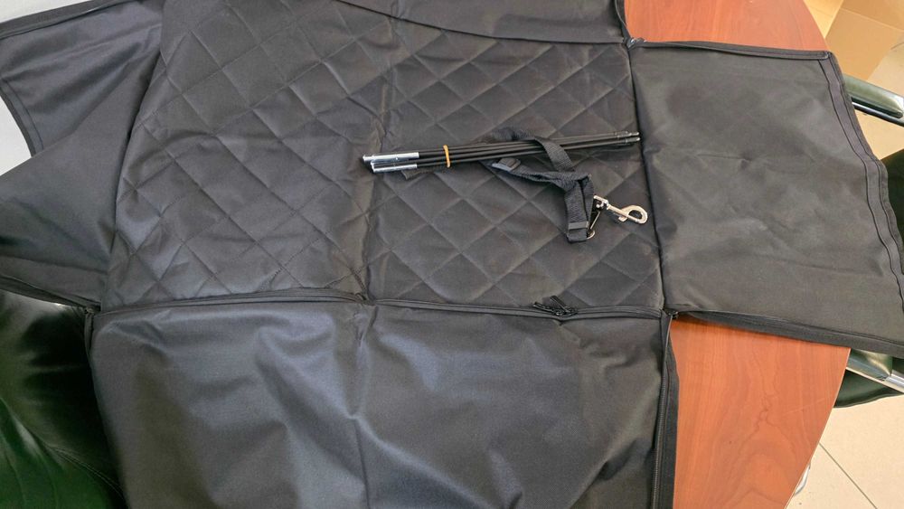 Wuglo Scaun Auto pentru Câini Design Impermeabil pentru Câini Medii-Mari până la 18 kg – Negru