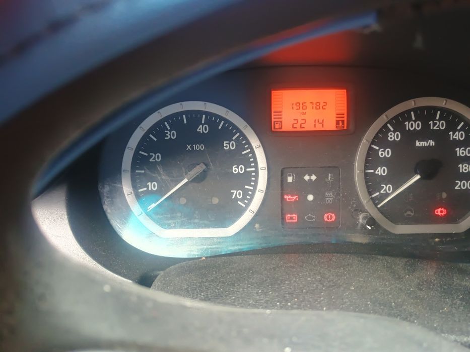 Vand Logan 1.6 benzina